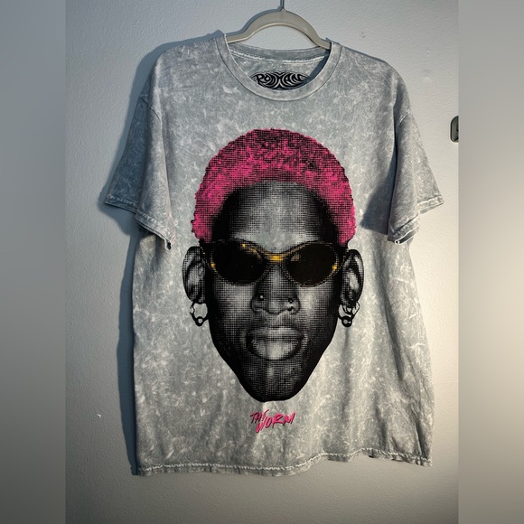 Dennis Rodman Gray Graphic T-Shirt with Pink Accents med nwot vintage wash - Picture 1 of 4